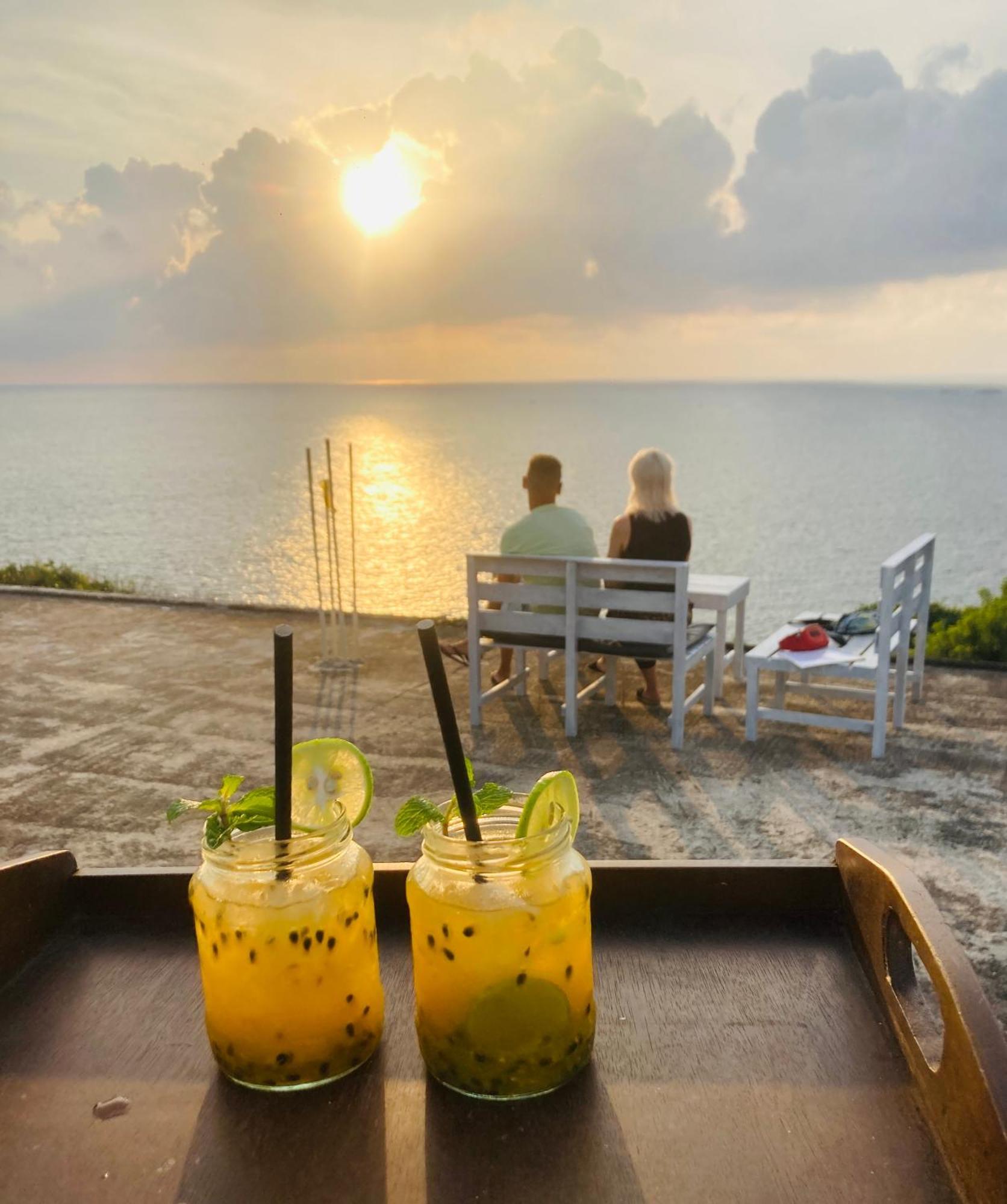 Jungle Beach Restaurant And Hotel-Jbr Galle Exteriér fotografie